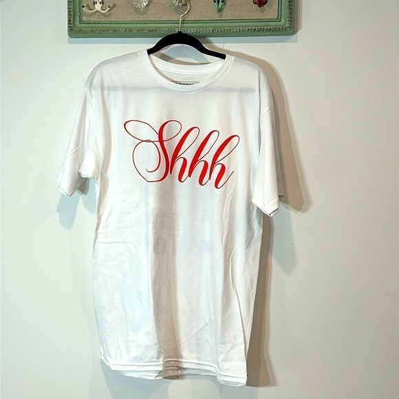 Shh barbwire red rose cash roll short sleeve graphic T-shirt white men large new - Picture 1 of 3